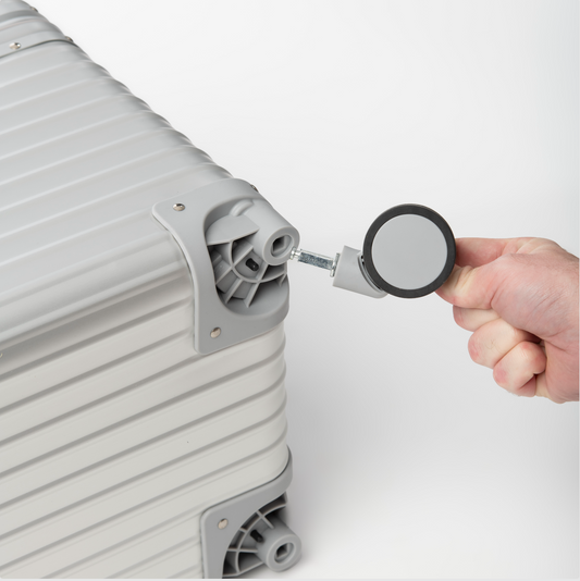 Pilot Aluminium Case